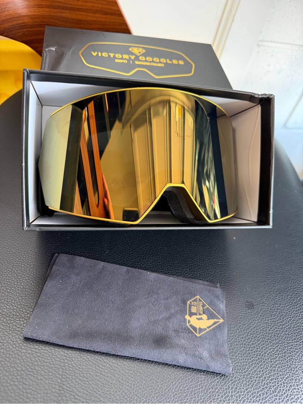 Victory Goggles Men’s Gold Mirrored Sunglass Shield